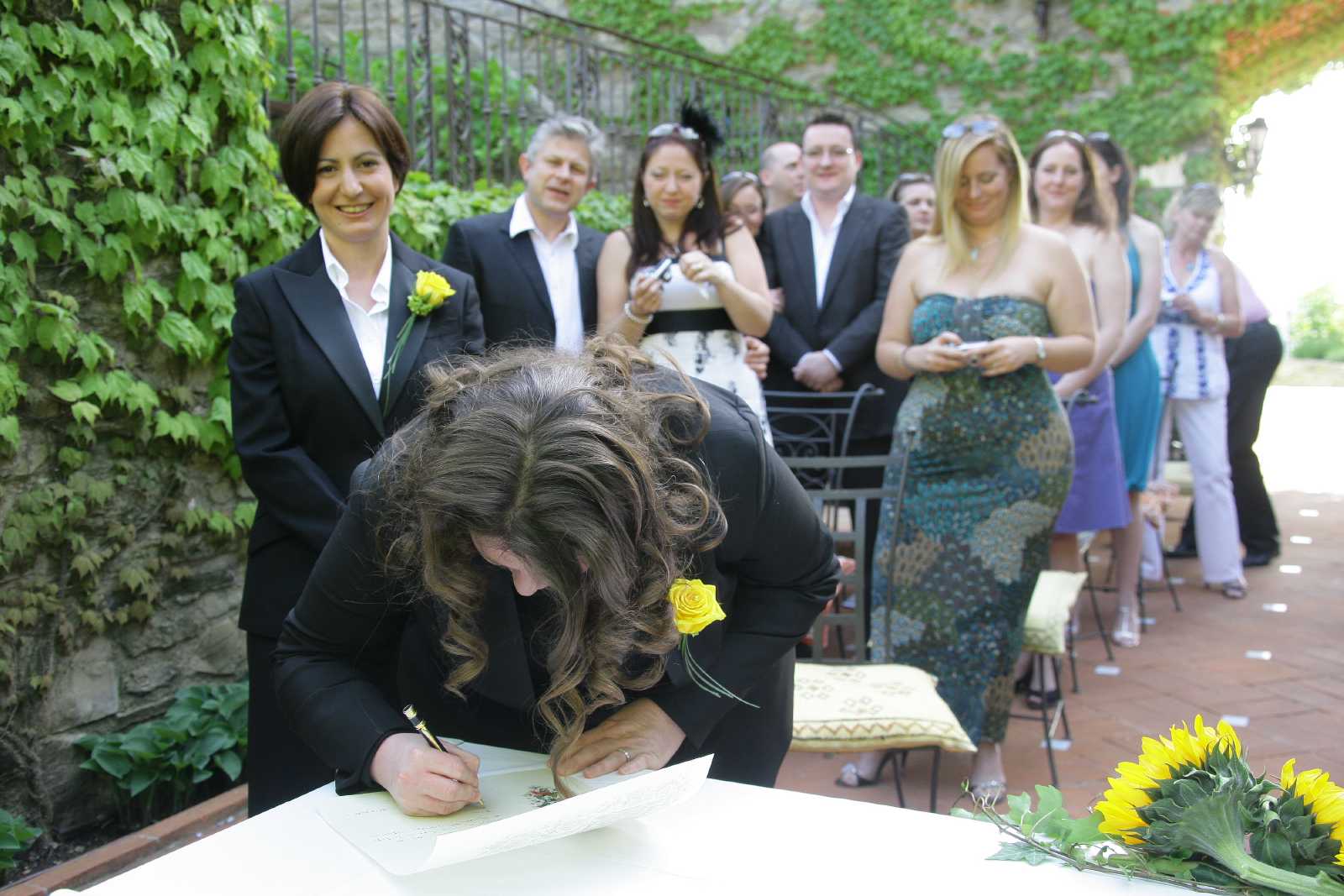 Kelly and Wendy Wedding in a Tuscan Villa
