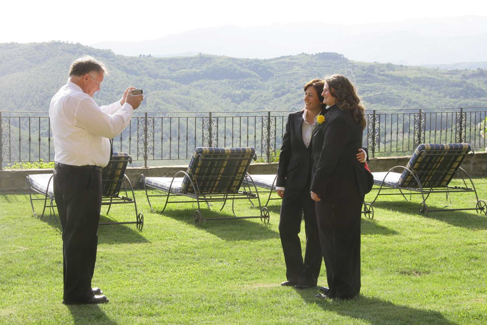 Kelly and Wendy Wedding in a Tuscan Villa